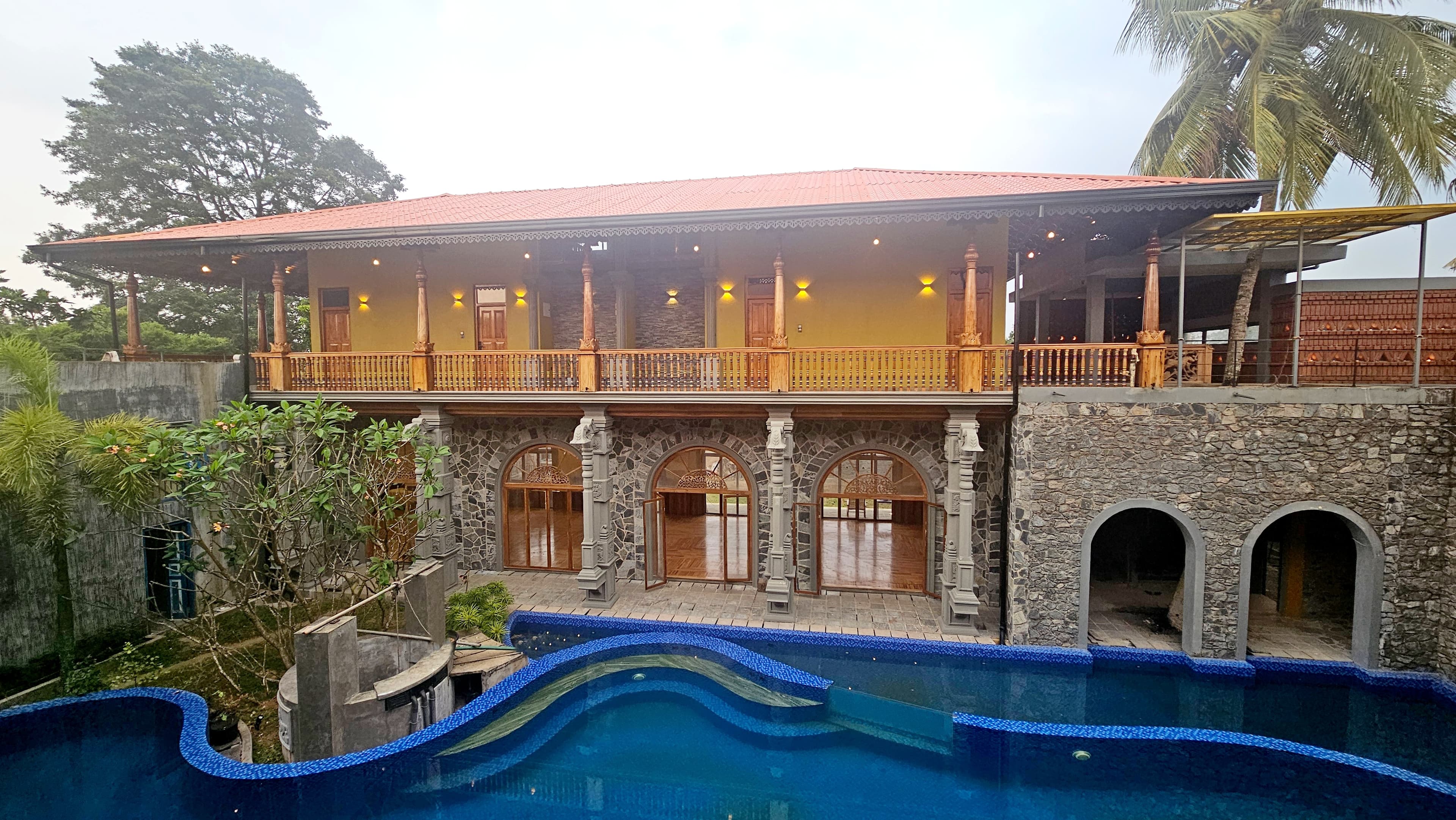 The Azure Retreat image 2